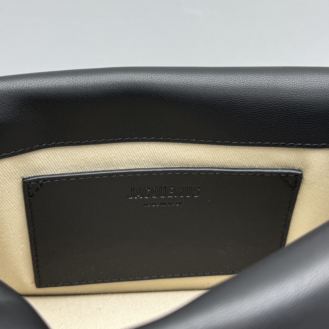 Ja*qvemvs pochette rond bag-20*7*14cm