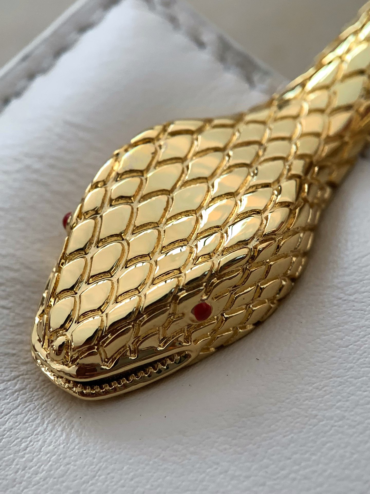 B*l*ai serpentine tote bag-13 x 17.5 x 5.5 cm