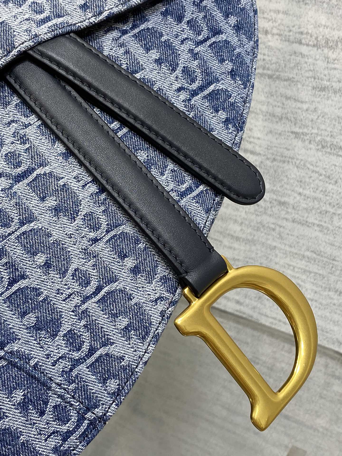 D*or saddle bag-25.5×6.5×20cm