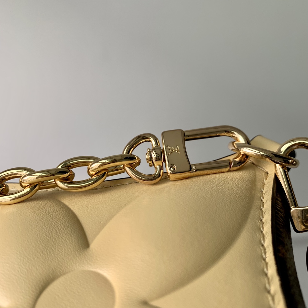 l0*is V*t0n bloom pouch-m11303-22.5*13*13cm