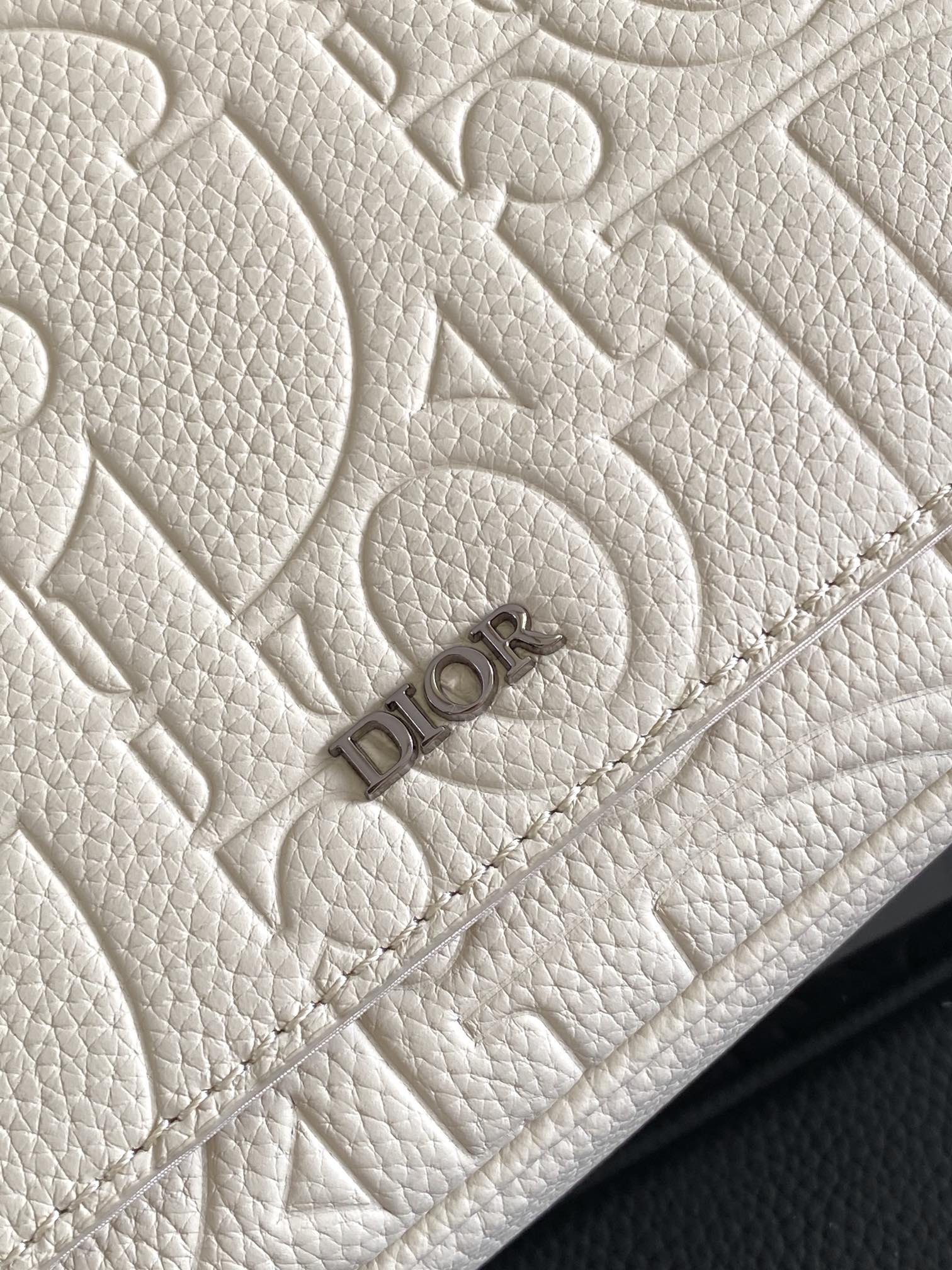 D*or men messenger bag-21 x 18 x 6cm