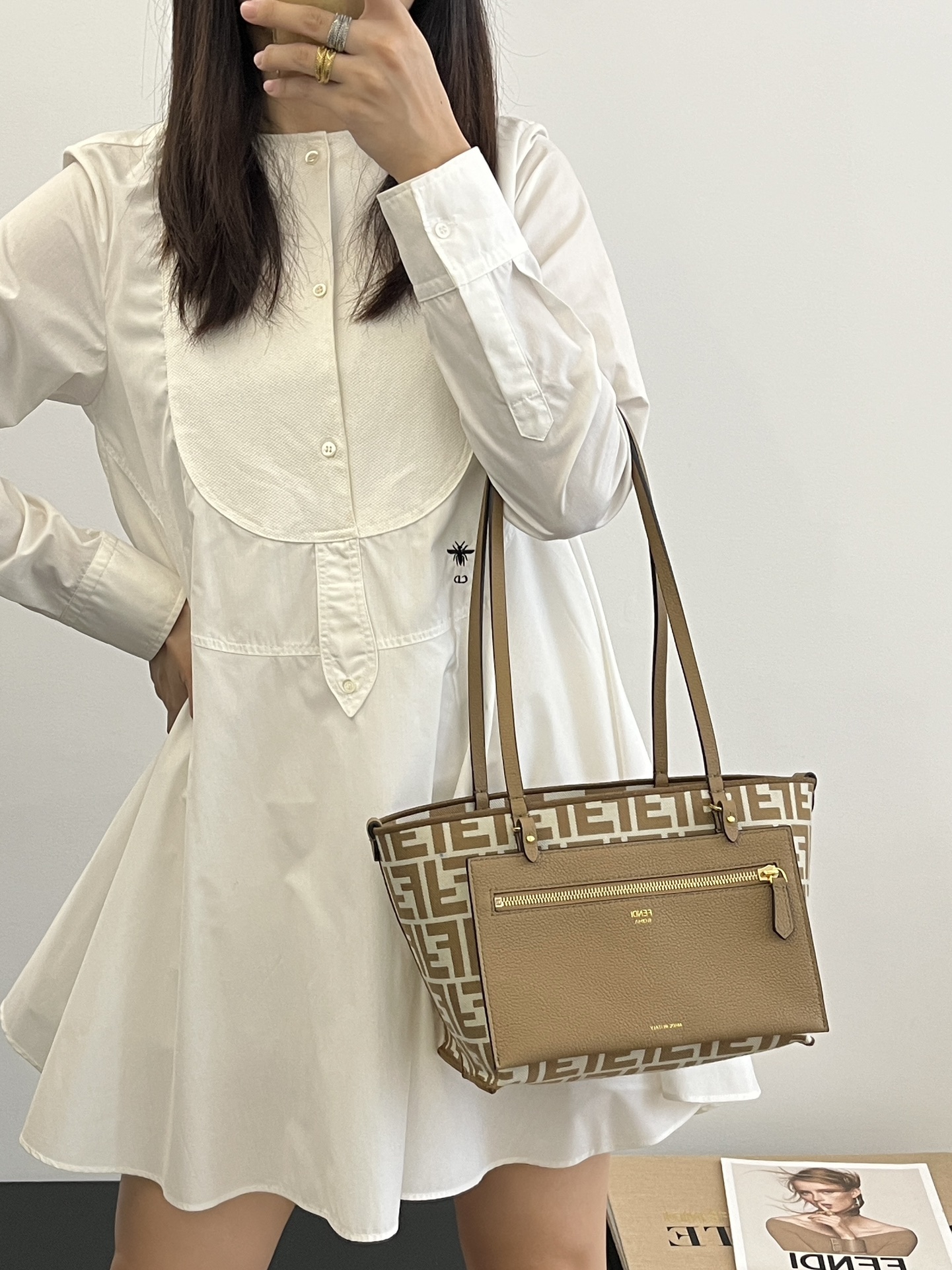 F**di tote-22x14x18cm