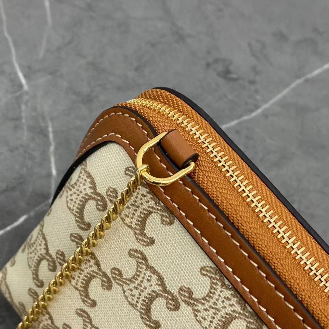 Ce**e pouch-16x11x8cm