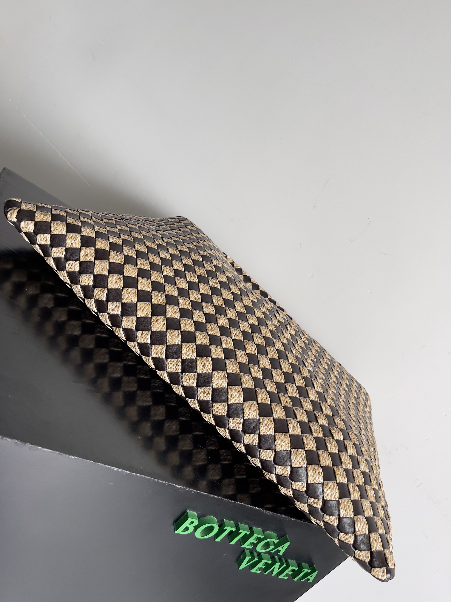 bo*te*ga Ve*ne*ta hop bag-53*24*13cm