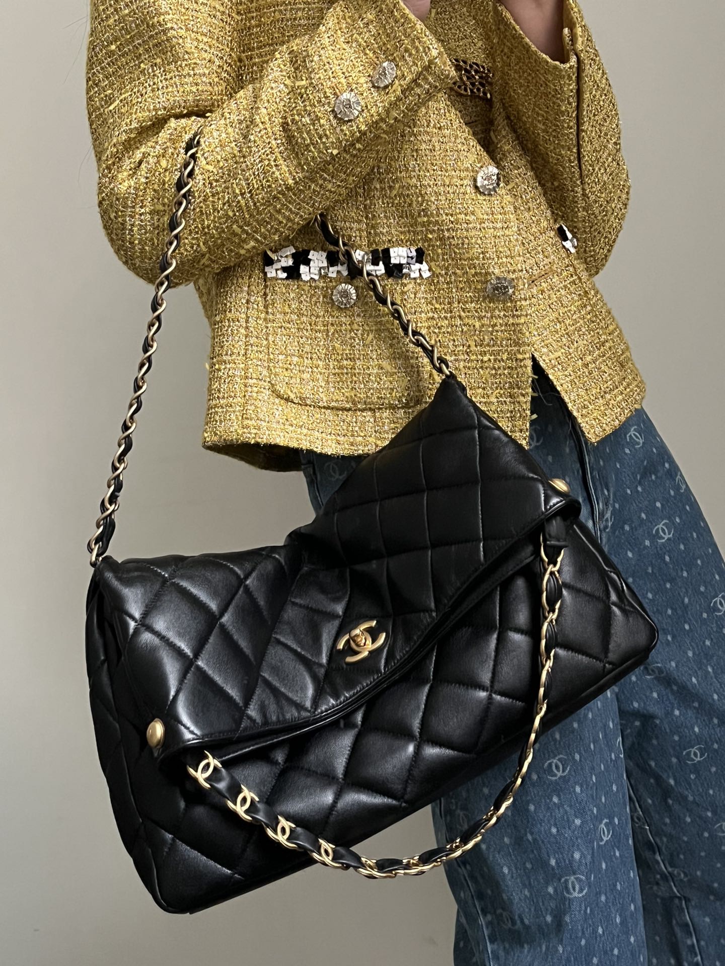 Ch@nel 24P Maxi Hobo-30×17.5×6&37×26.5×9CM