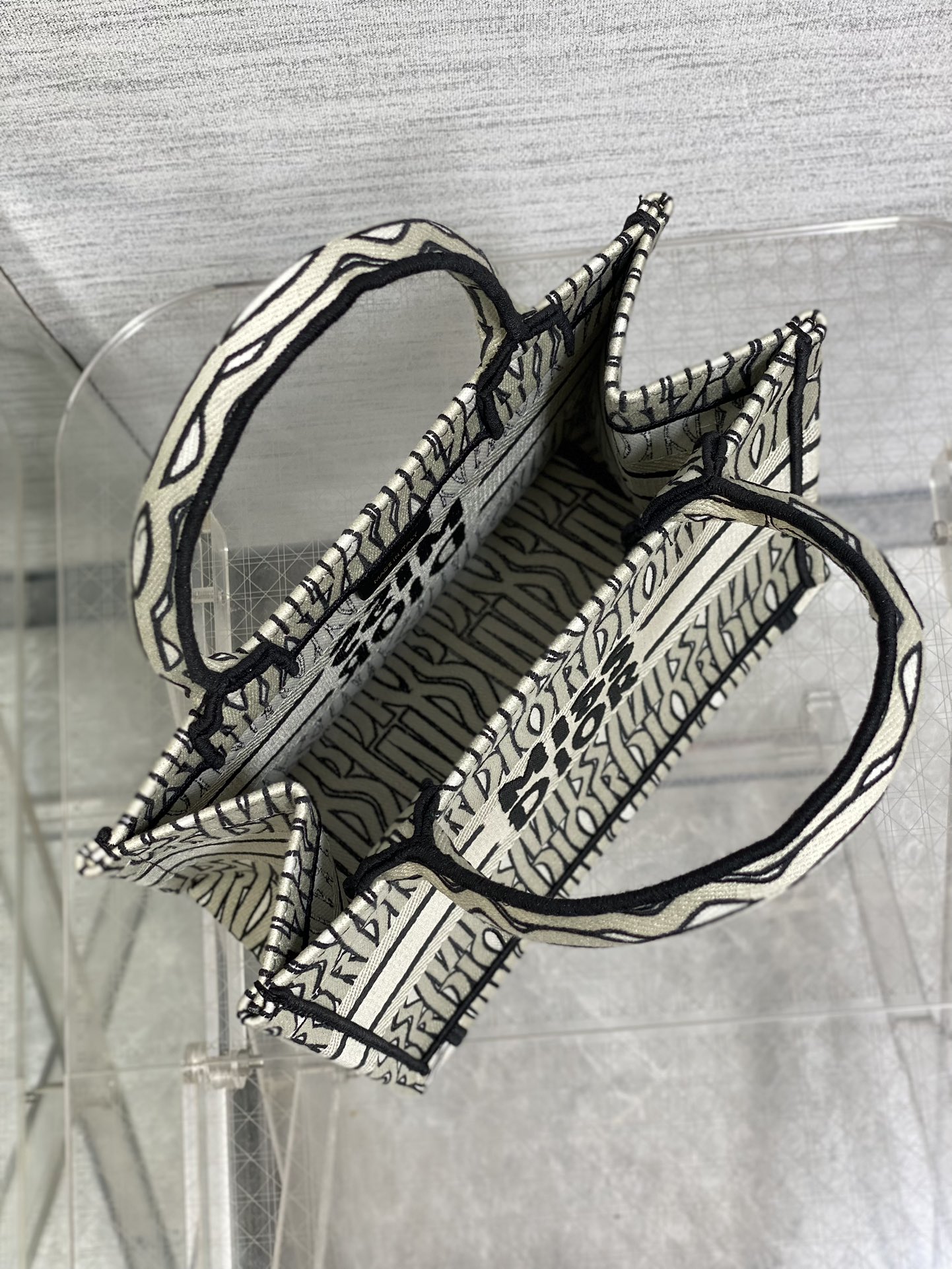 D*or small book tote-26*8*22cm