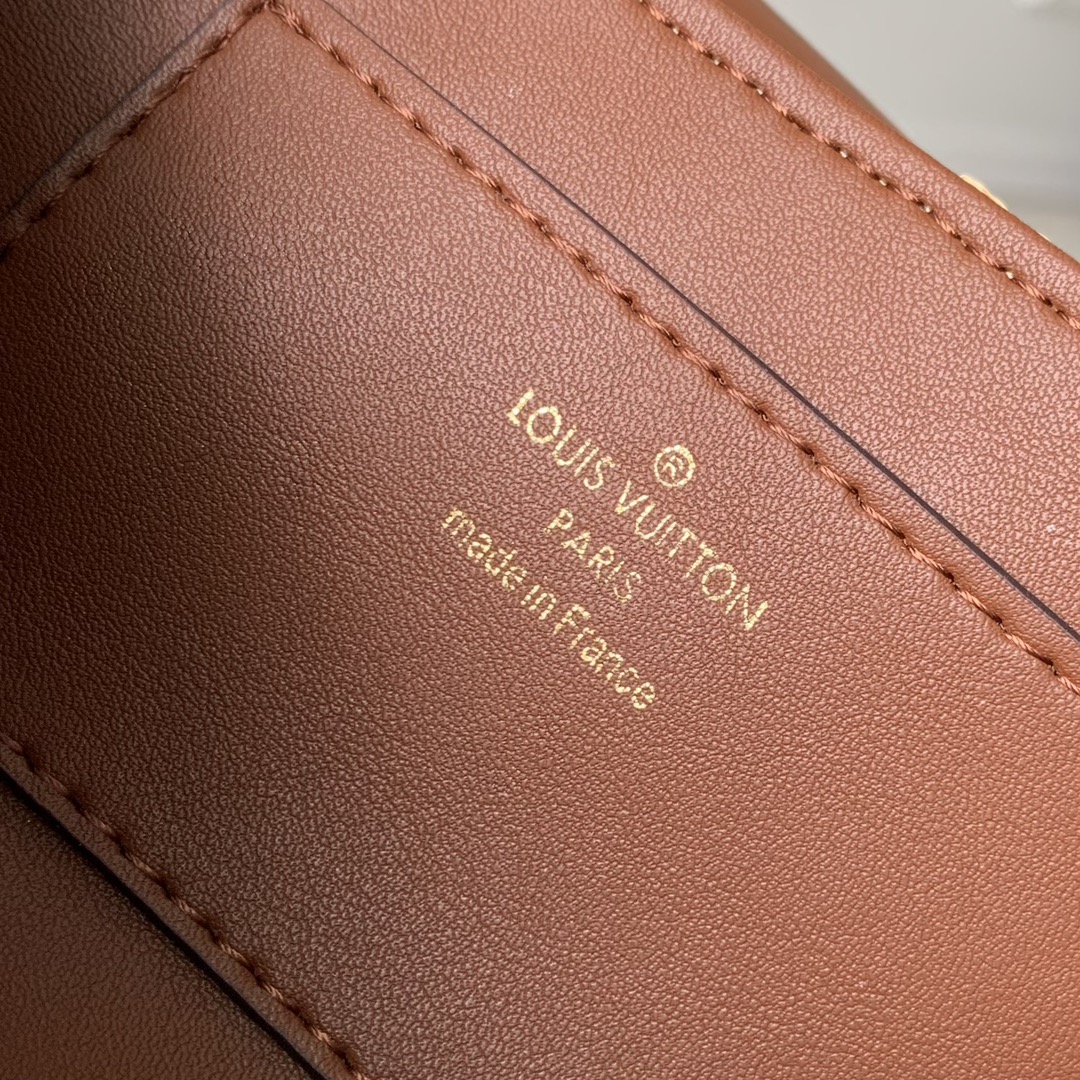 l0*is V*t0n twist bag-m25030-23.5 × 12 × 7cm