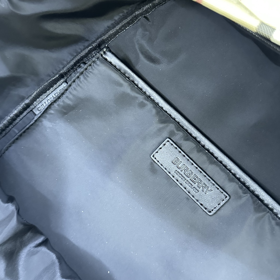 B**rry backpack-30.5 x 14.5 x 42.5cm