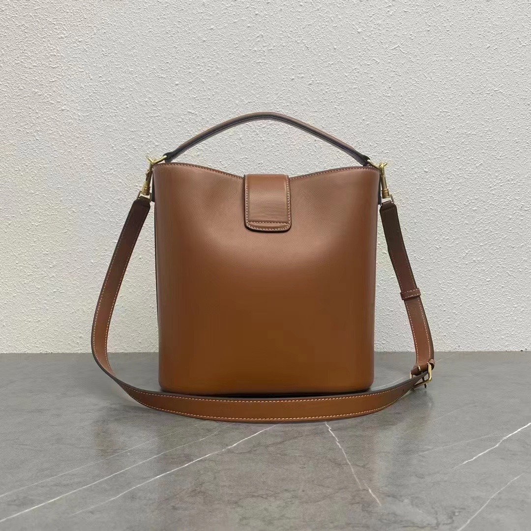 Ce**e triomphe l0*ise bag-23.5x24x16cm