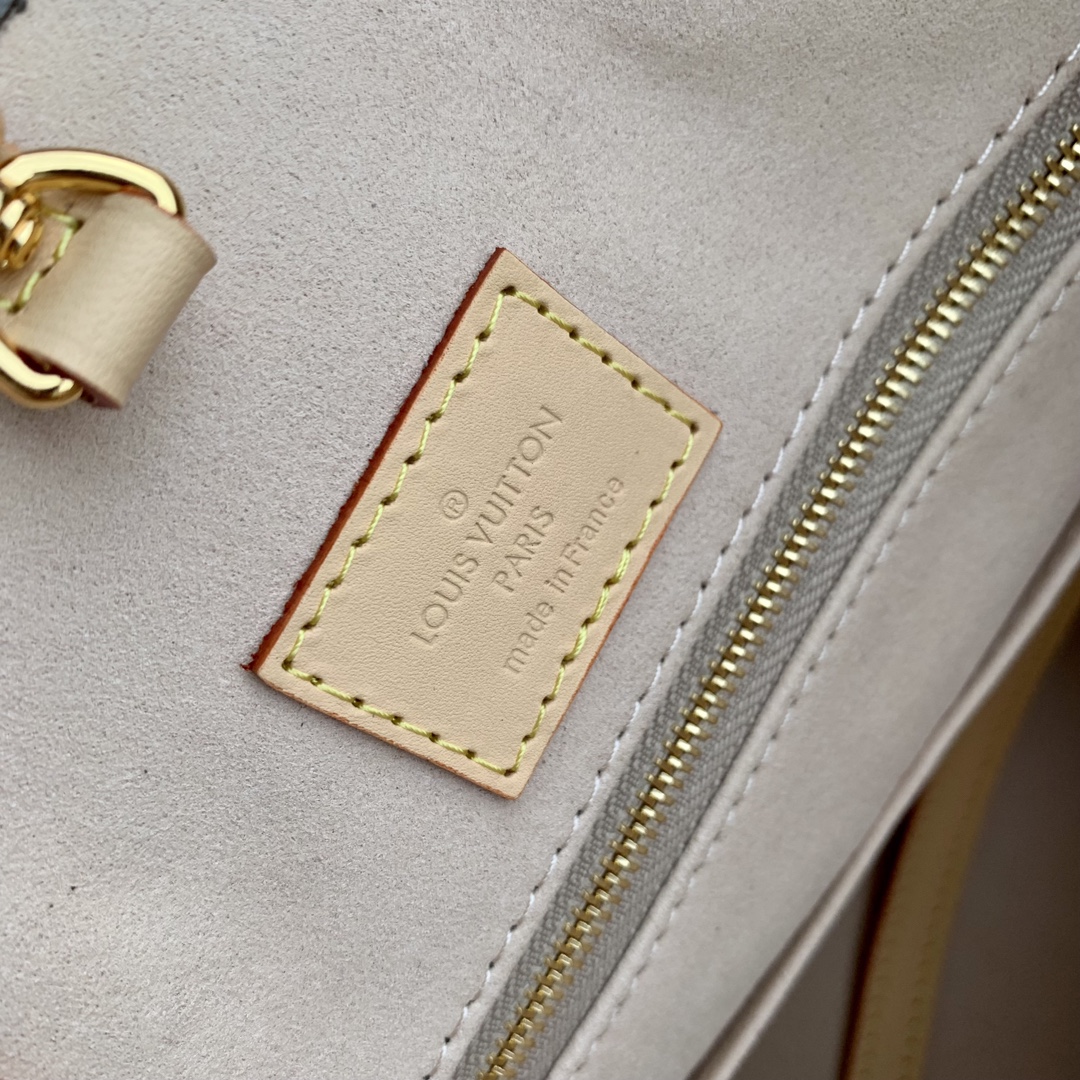 l0*is V*t0n onthego handbag-35*27*14cm