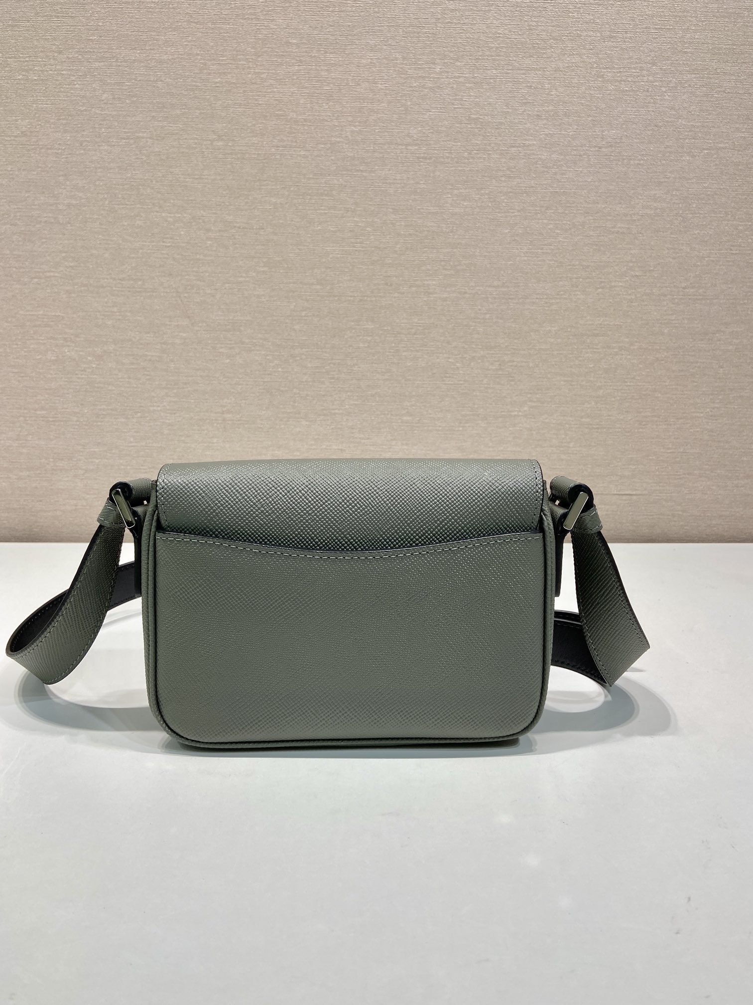 Pra*a shoulder 2vd061 bag-18*12.5*2.5cm