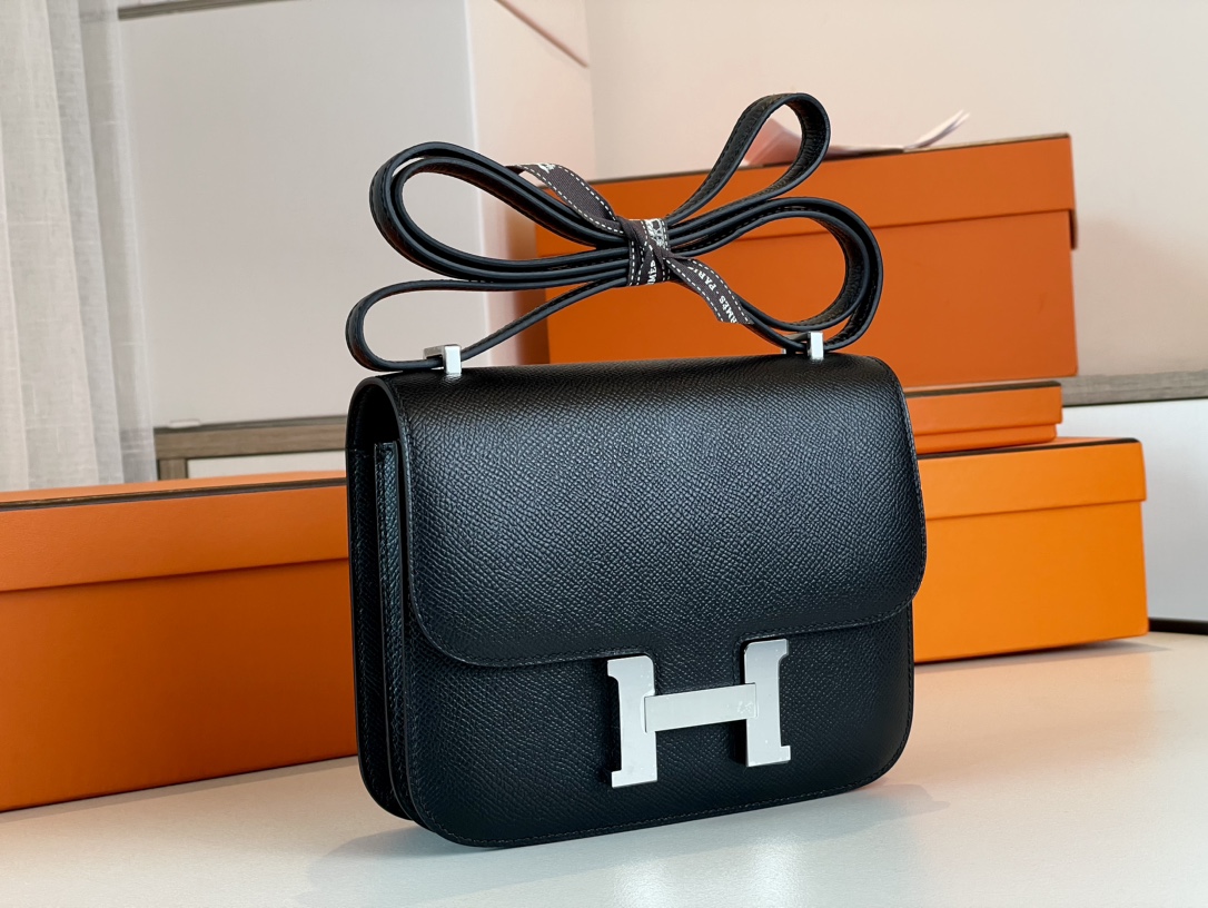 H**mes constance epsom leather-19cm