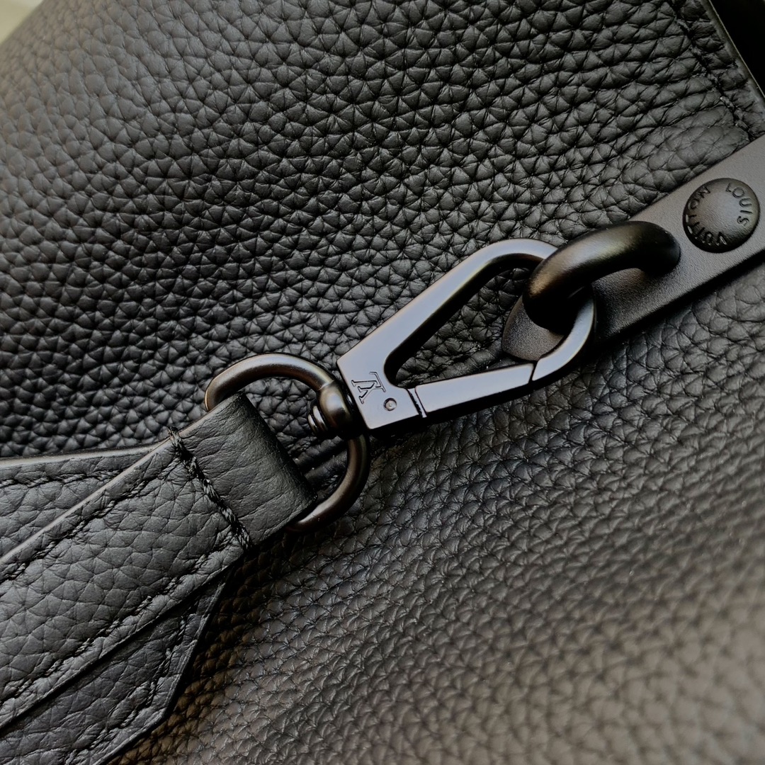 l0*is V*t0n capucines souple handlebag-38 x 23 x 16cm