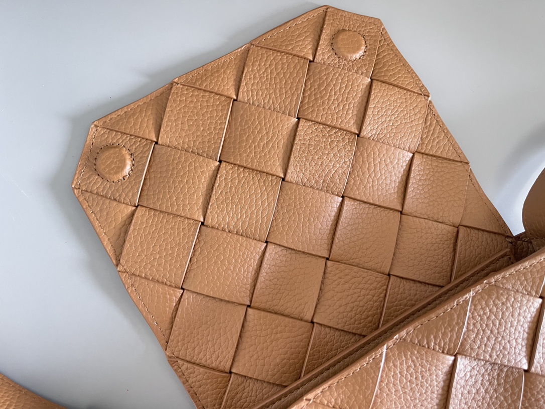 bo*te*ga Ve*ne*ta diago crossbody bag-22.5x16.5x5.5cm