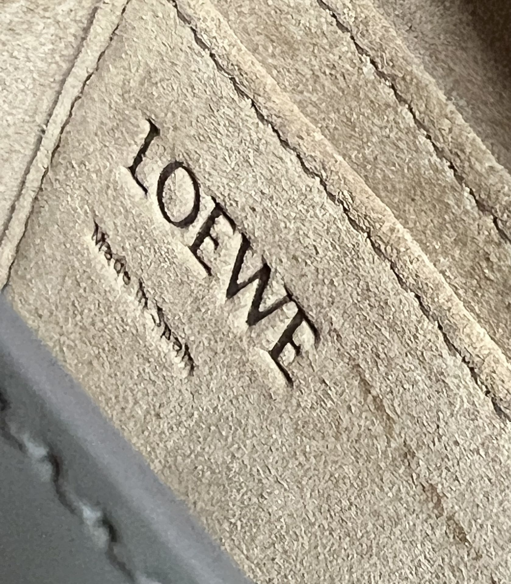 L0ew* mini puzzle gatedual bag-21*12.5*9cm