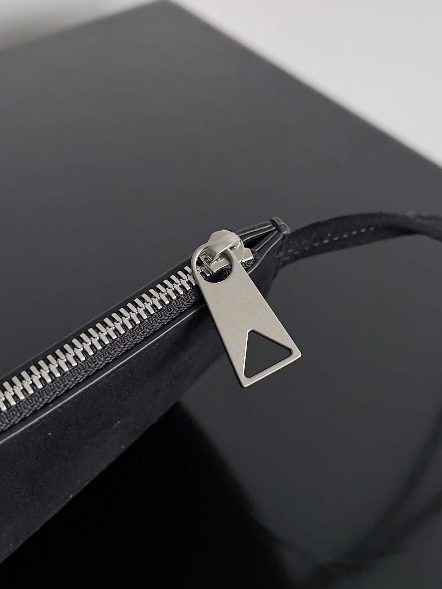 bo*te*ga Ve*ne*ta tote-32.5*16.5*1cm