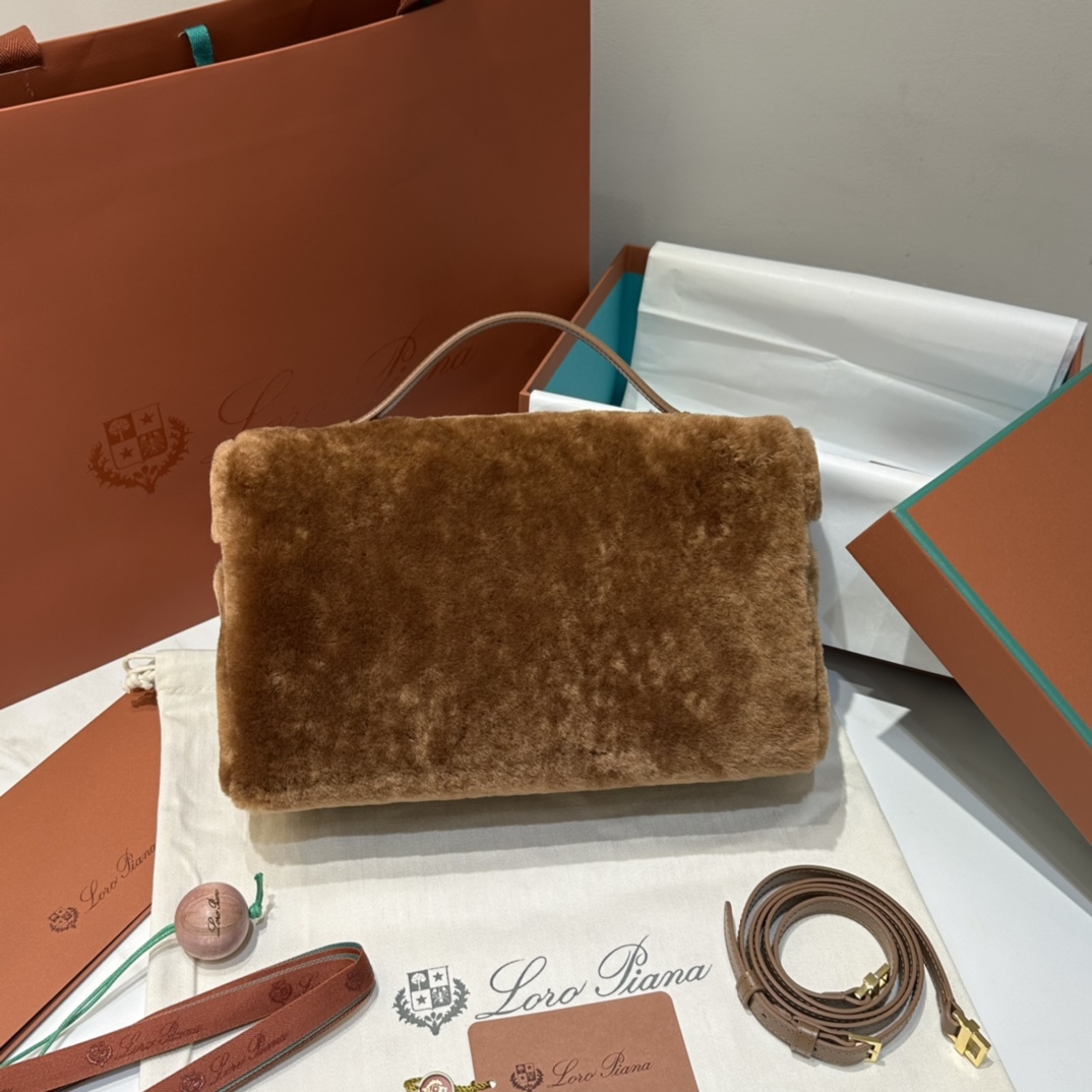 L**o p*ana extra pocket l19-16*27*10cm