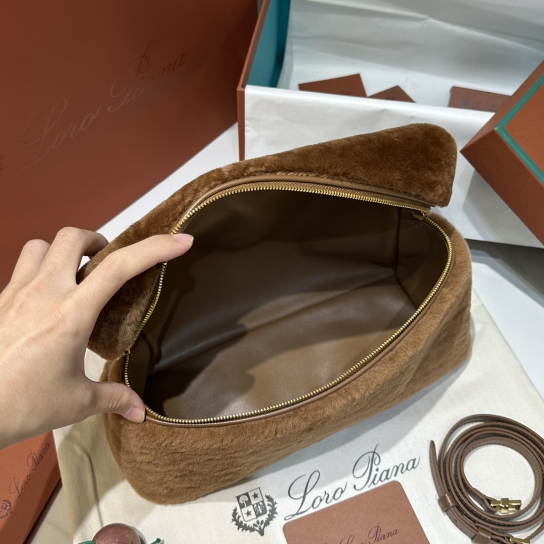 L**o p*ana extra pocket l19-16*27*10cm