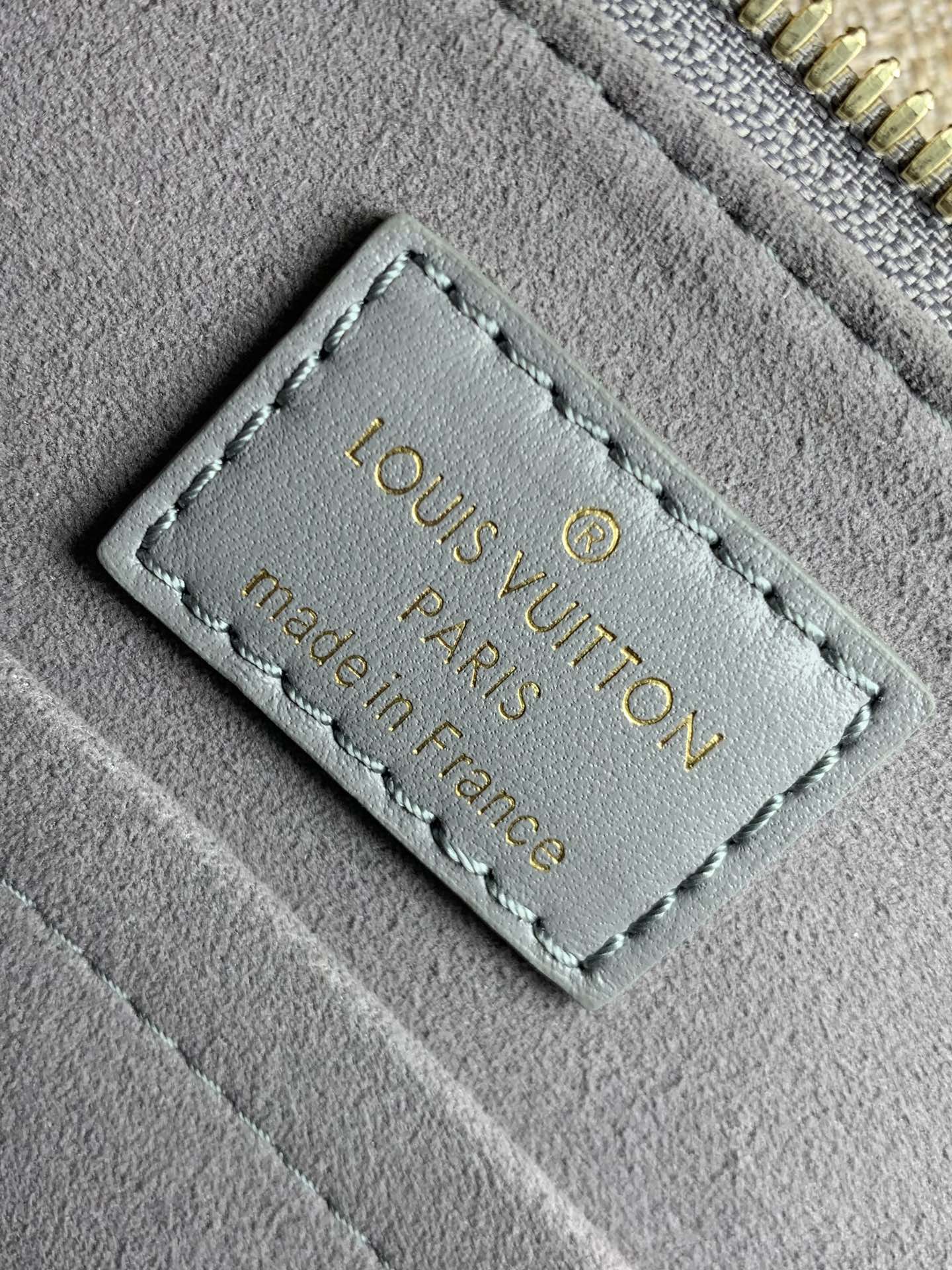 l0*is V*t0n damierlicious alma bb m12561-23.5 x 17.5 x 11.5cm