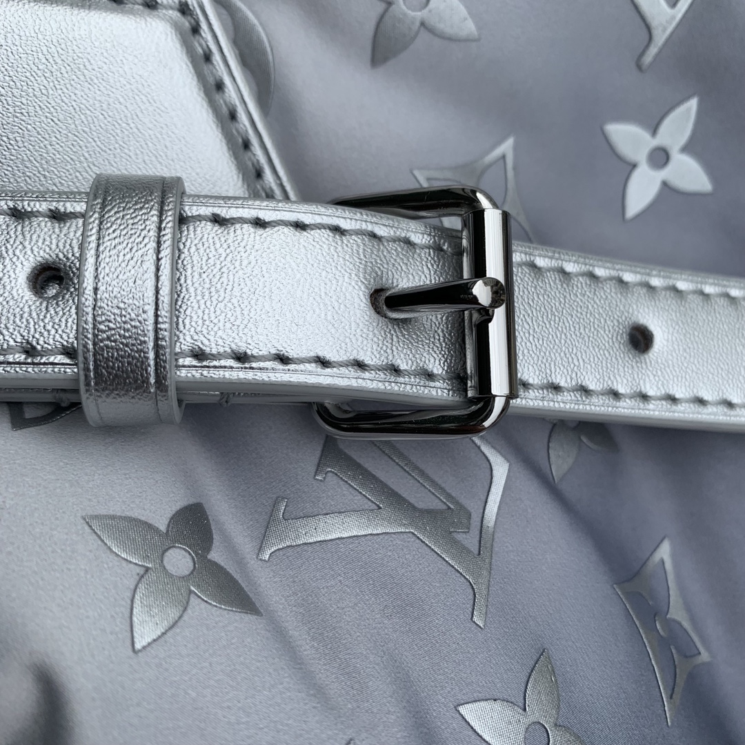 l0vis Vvtt0n speedy bandoulière 25-19 x 15 x 25cm