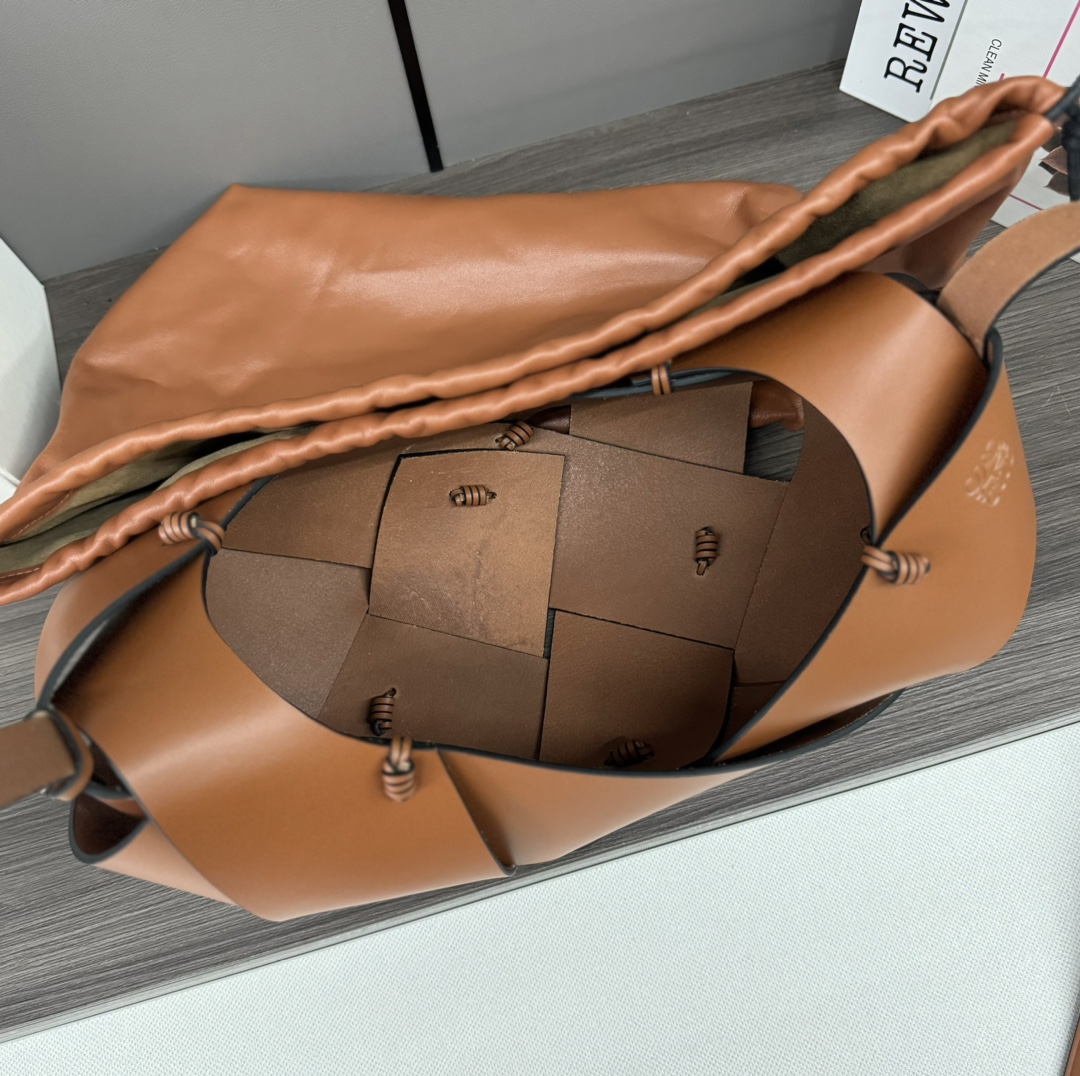 Lowee Debossed Textured Bag-38*18*17CM