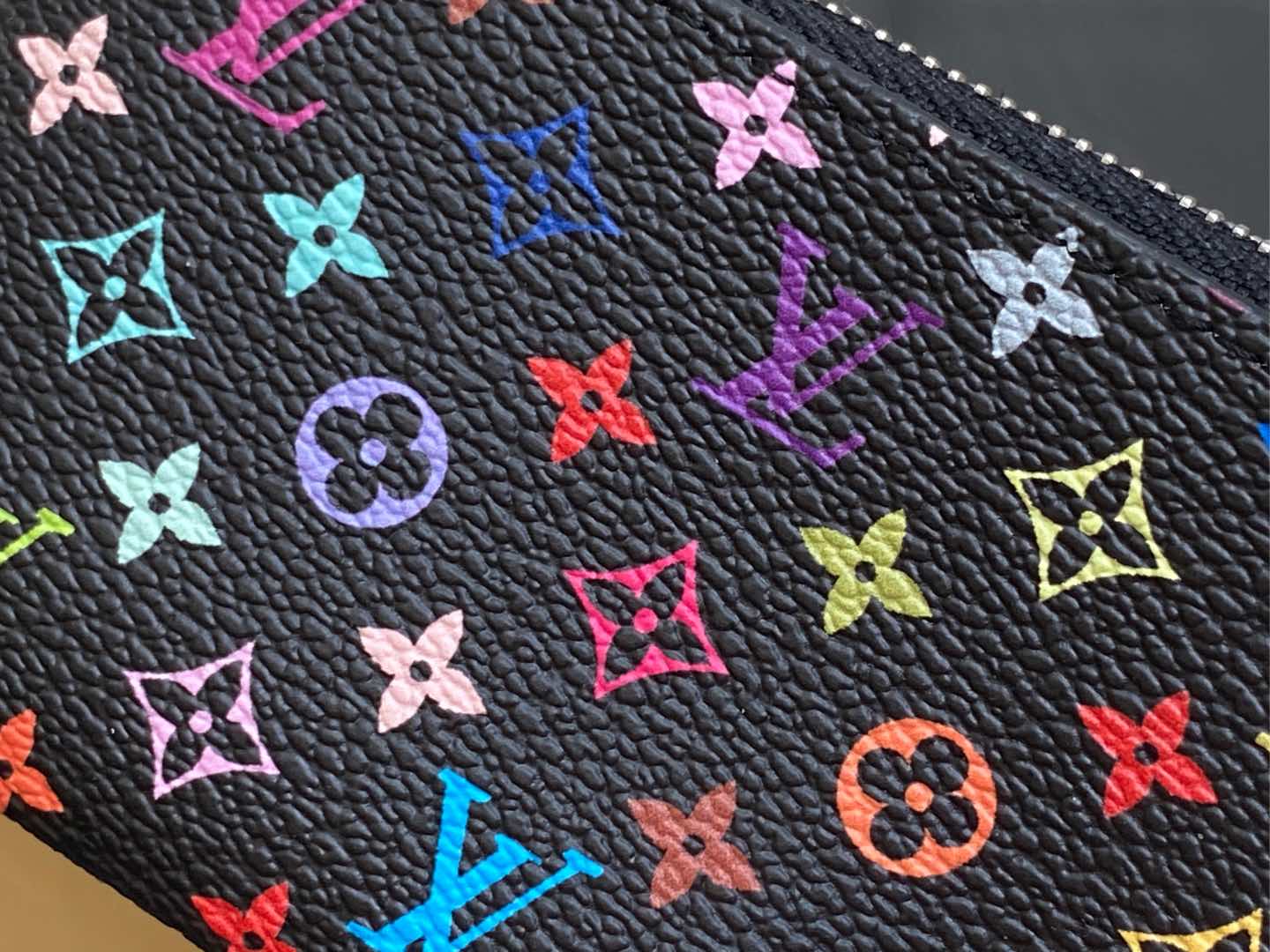 l0vis Vvtt0n monogram multicolor key pouch-m13664-12.0 x 7.0 x 1.5cm