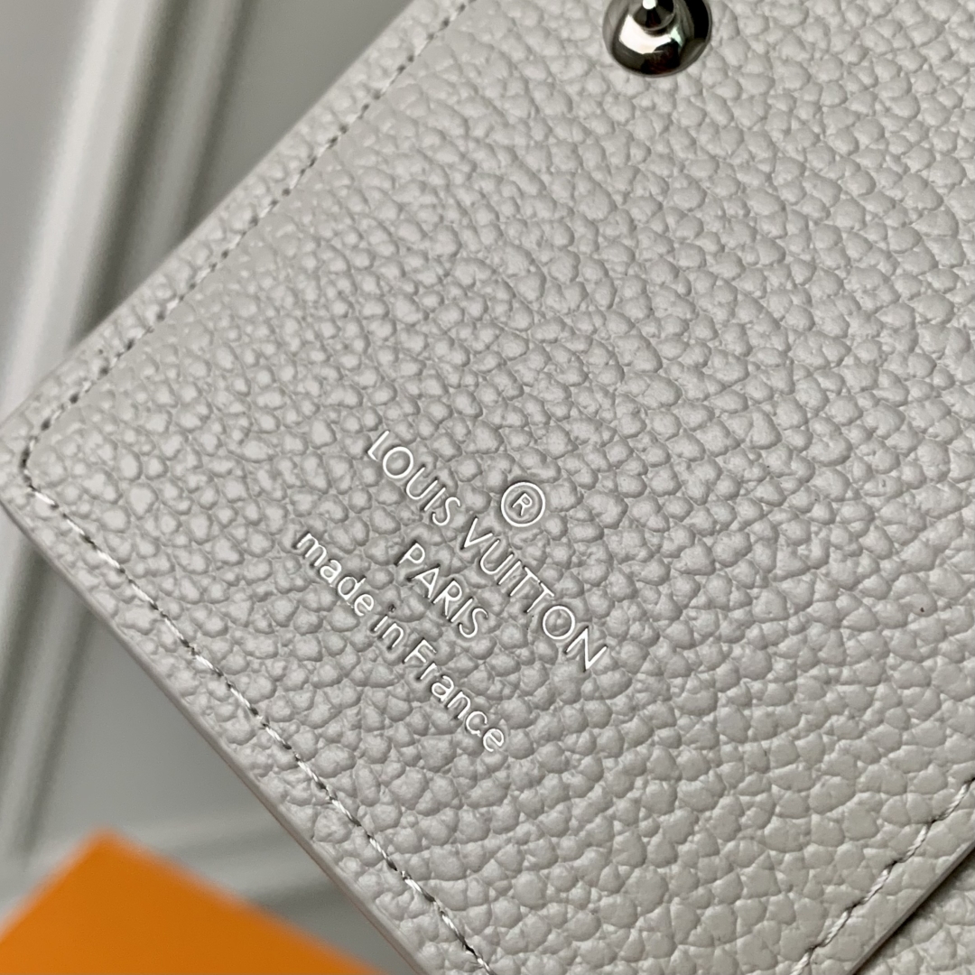 LV Milkieway Wallet-11 x 8.5 x 3.5CM