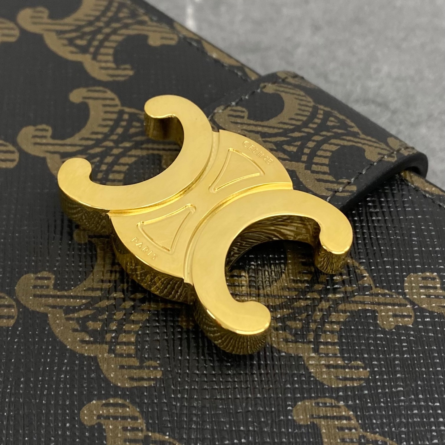 Celin* Wallet-14x10.5x2CM