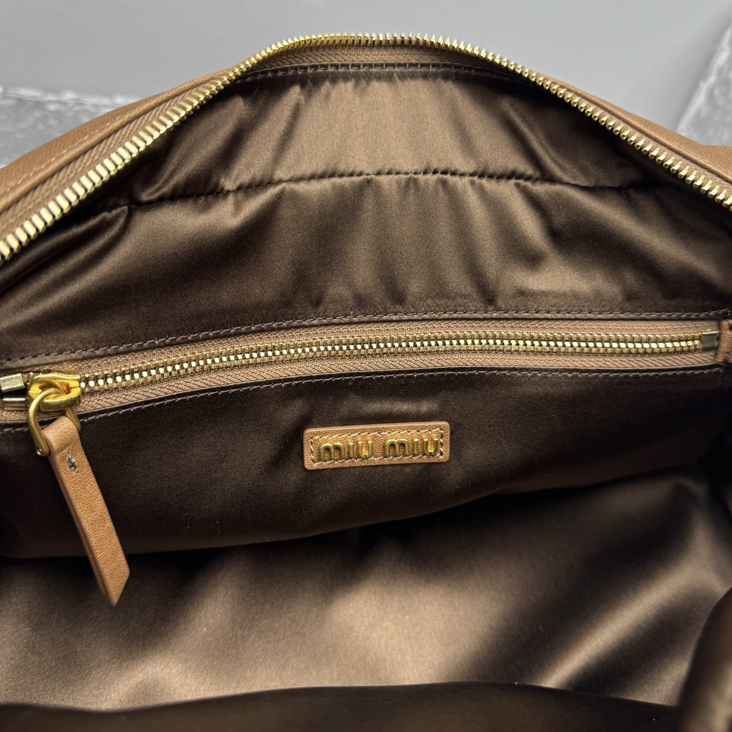 M1um1u pocket washed nappa leather bag-32*11*15.5cm