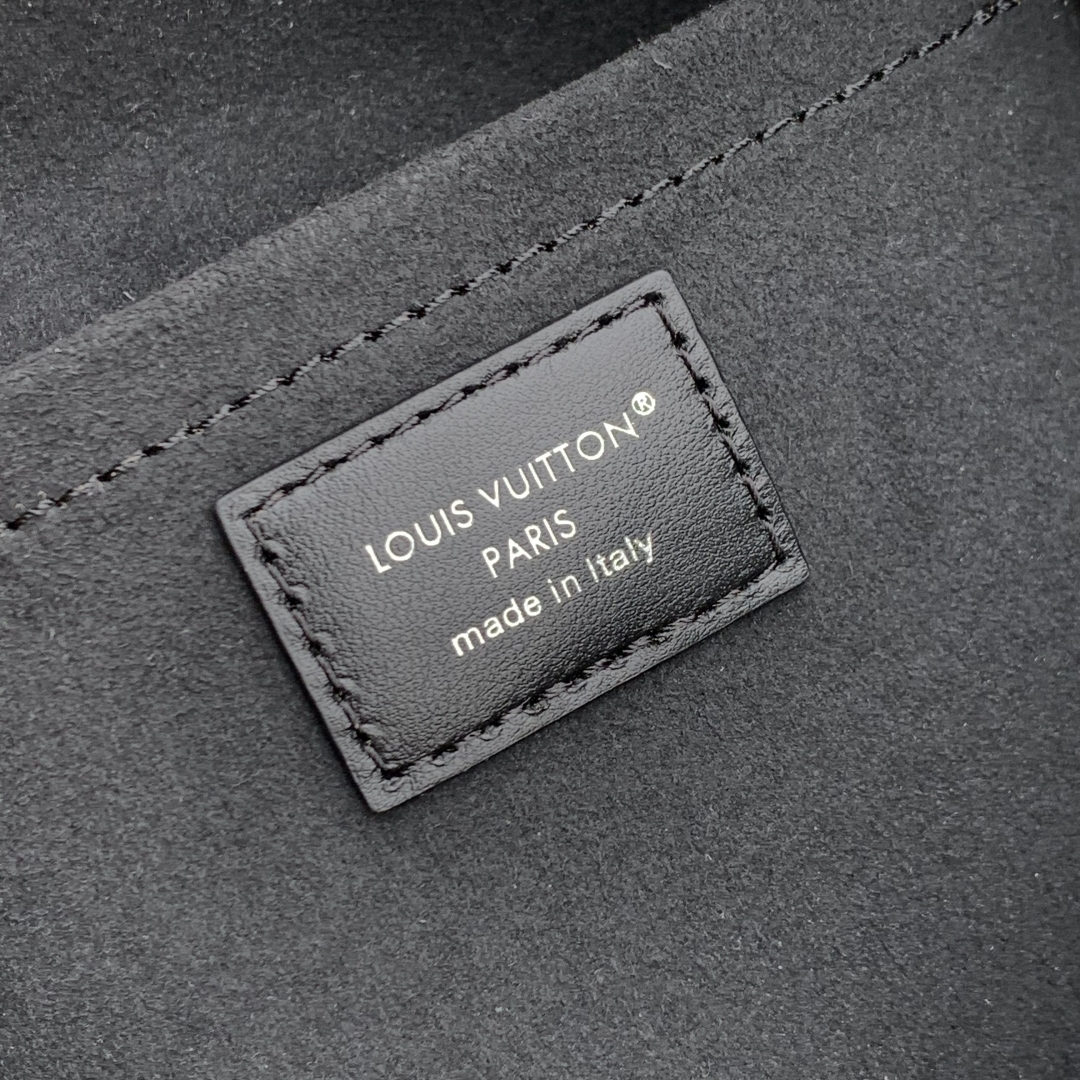 l0vis Vvtt0n no way vibe handbags -22.5 x 15.5 x 24cm