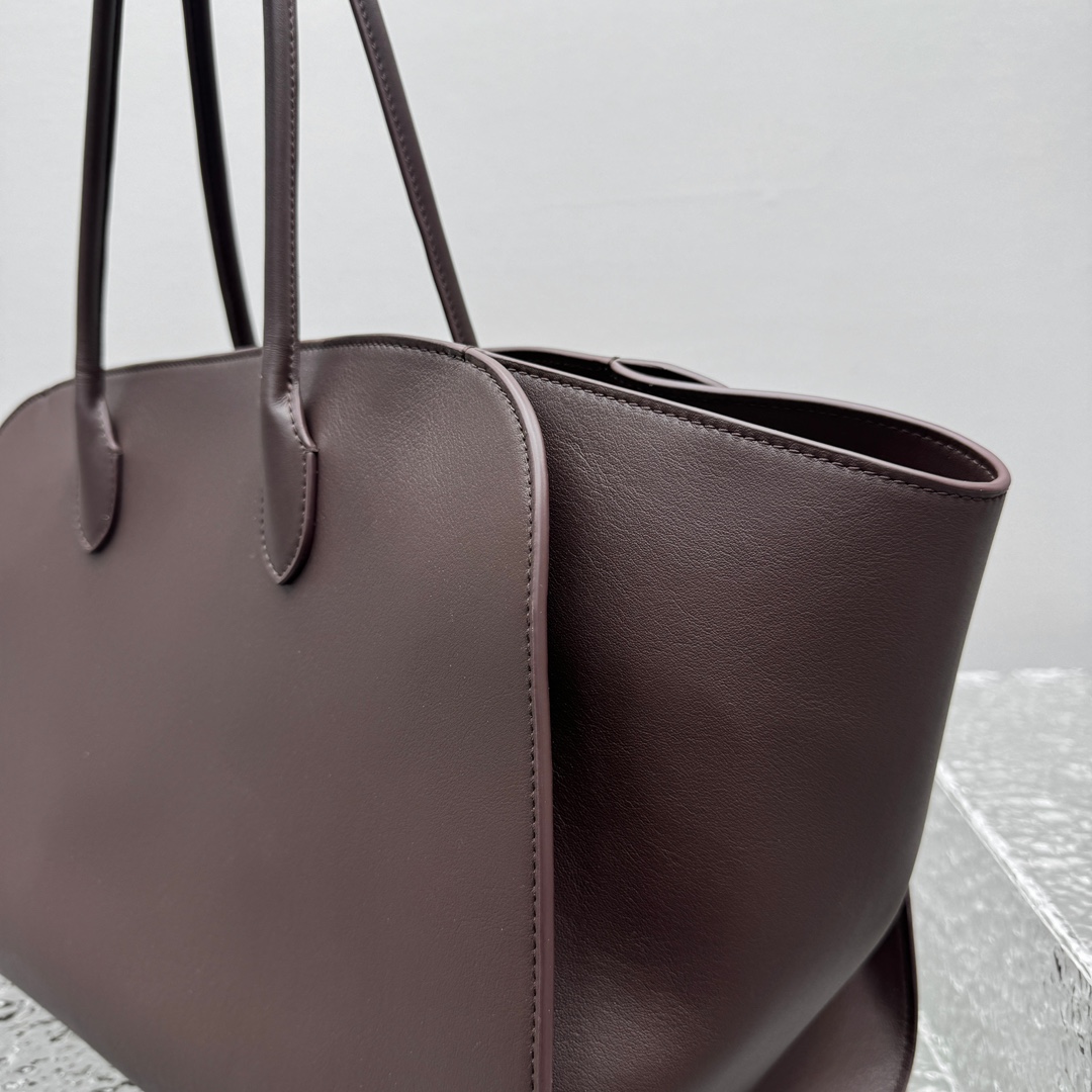 The R0w marlo 17 bag-43*30.5*16cm