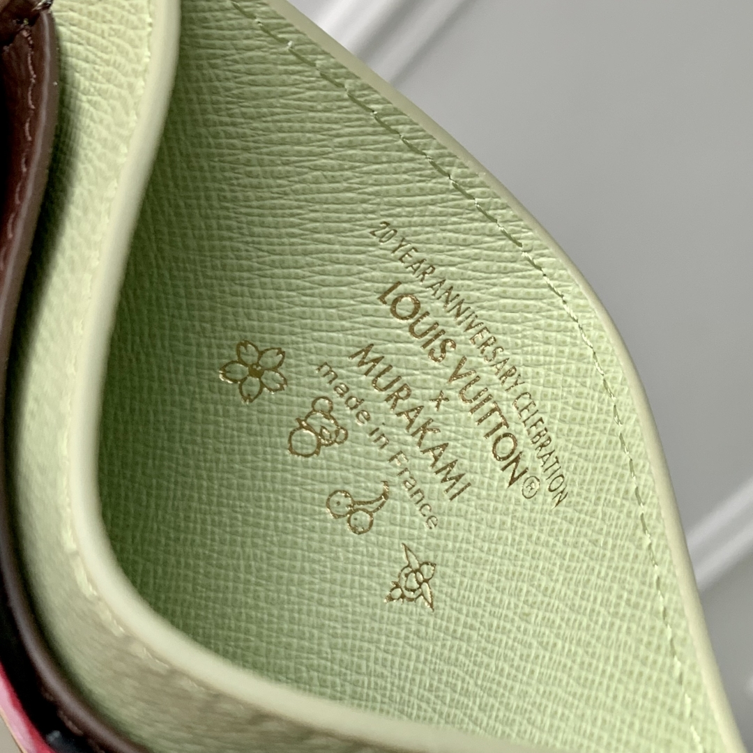 l0vis Vvtt0n cherry blossom wallet-7 x 0.5 x 11cm