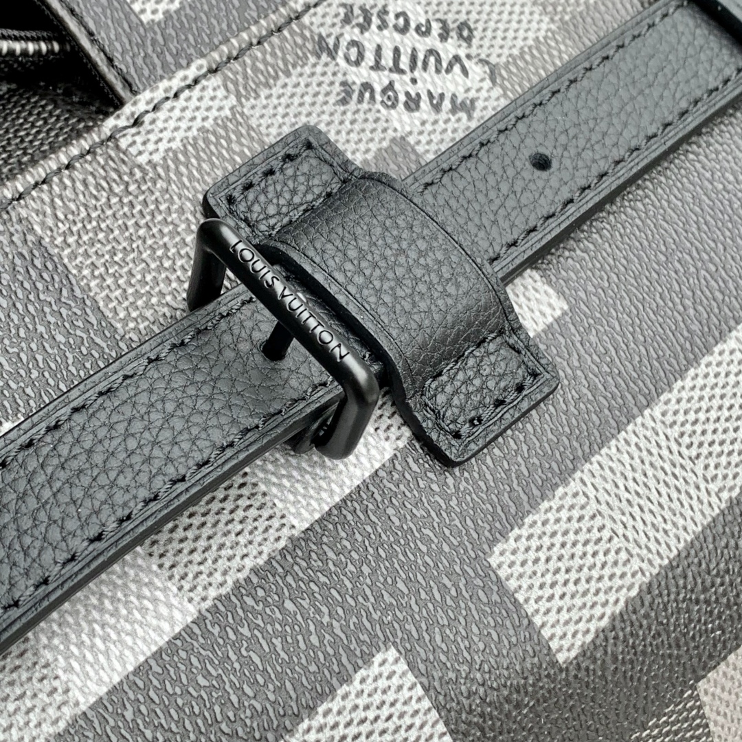 l0vis Vvtt0n christopher backpack m25016-38 x 44 x 12.5cm