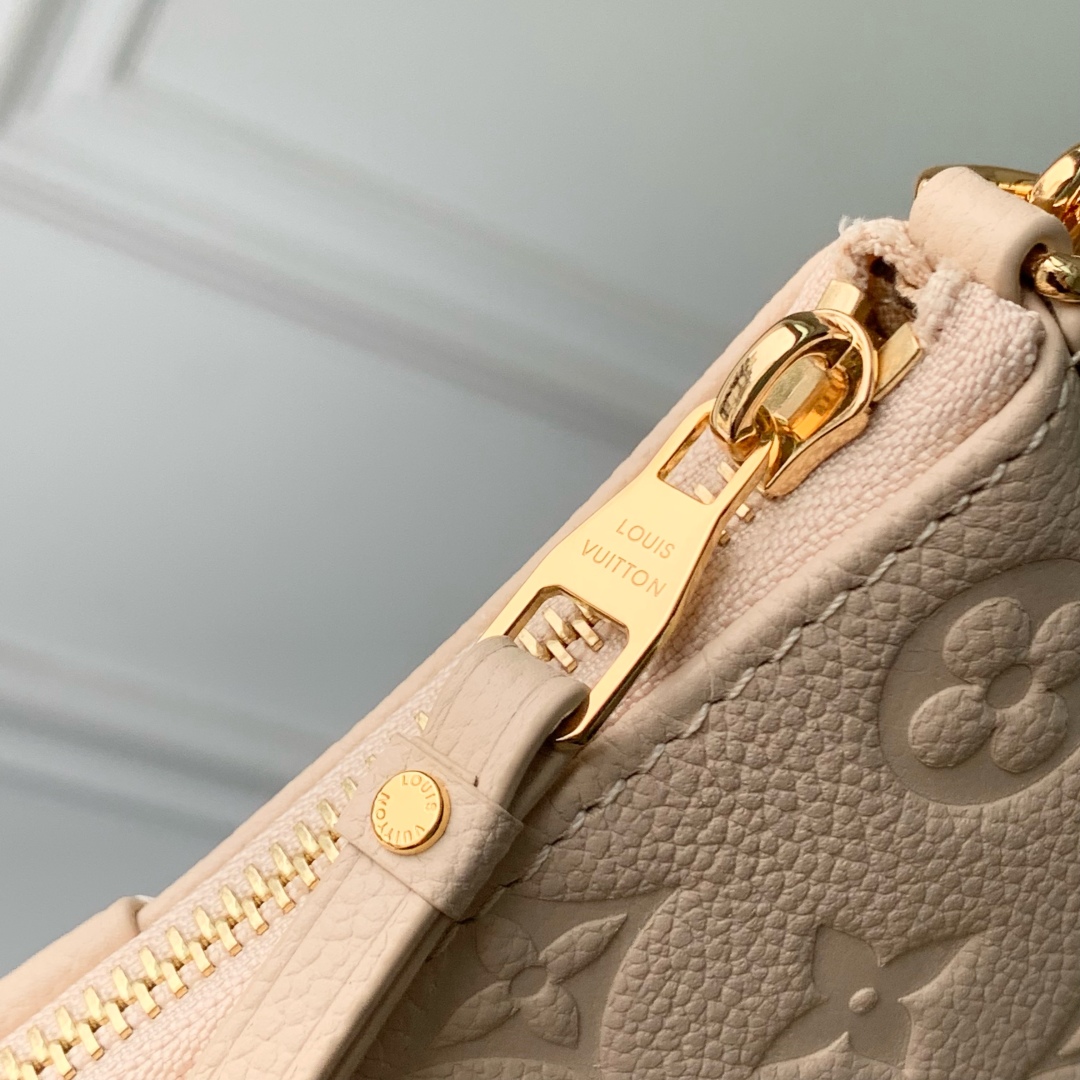 l0vis Vvtt0n easy pouch on strap-19x11.5x3cm