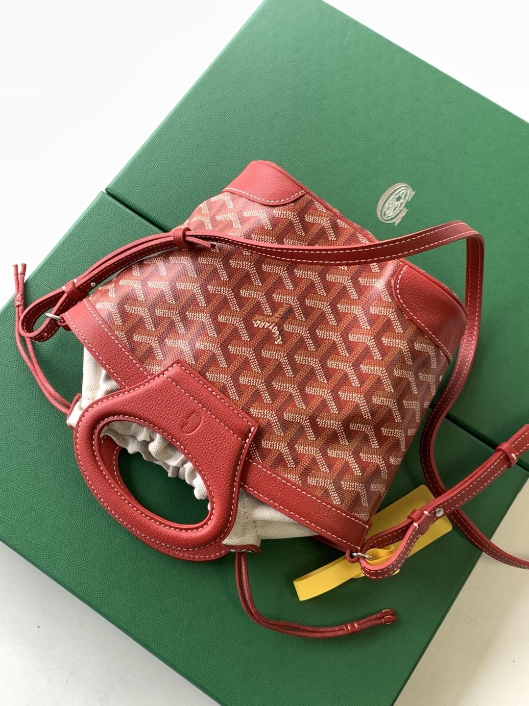 G09ard beluga bag-23x8x18.5cm