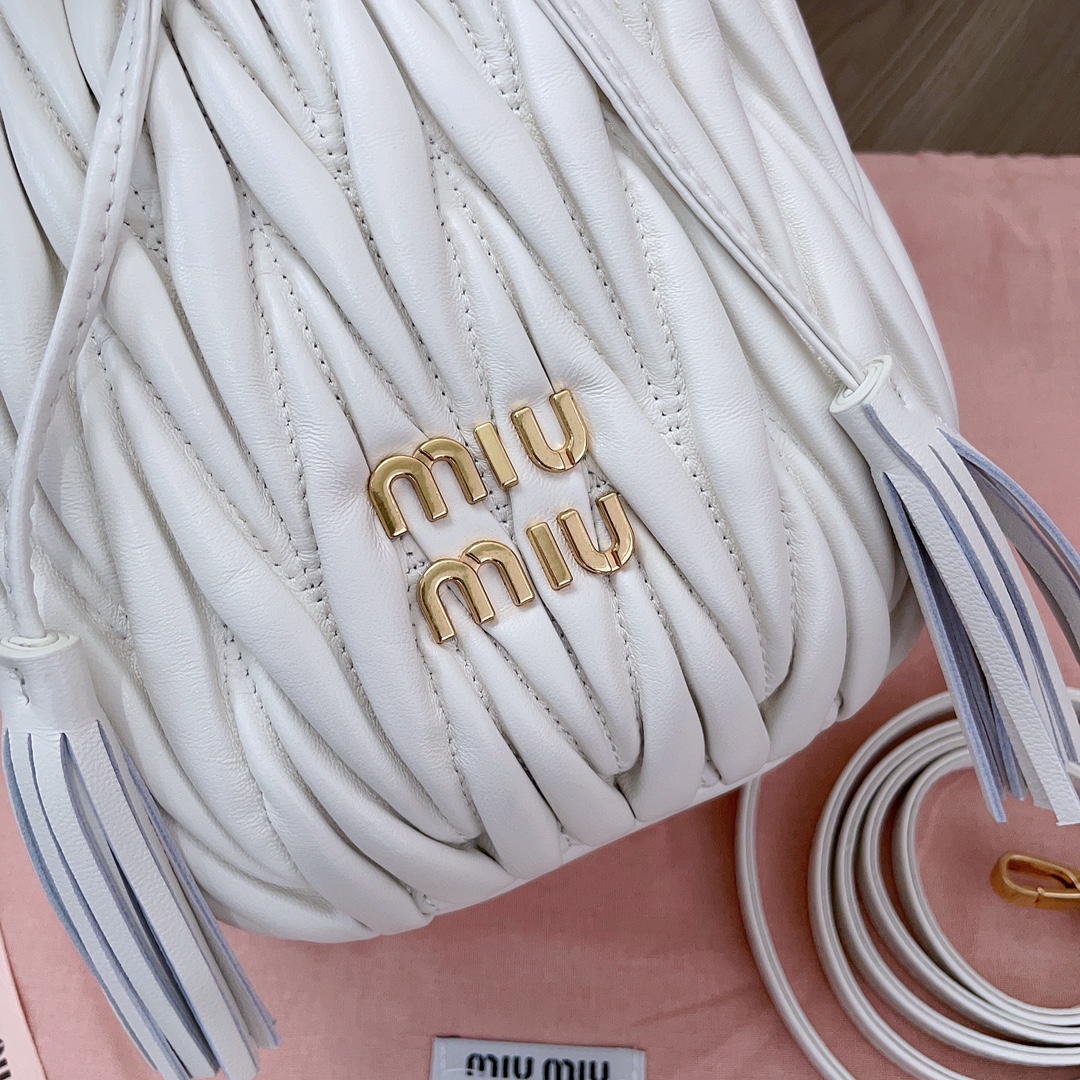 M1um1u matelasse bucket-20x18x14cmcm