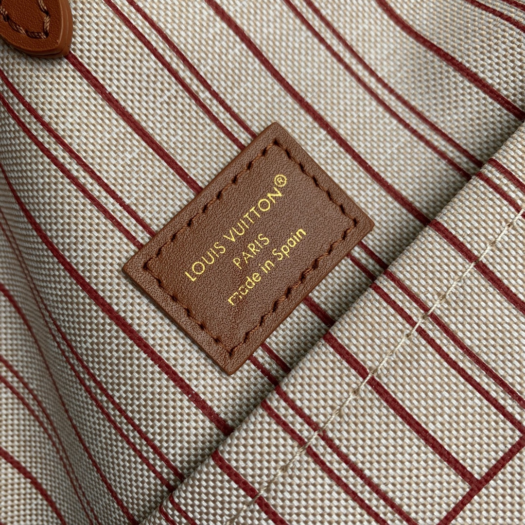 l0vis Vvtt0n low key hobo-m25352-24 x 28 x 16cm