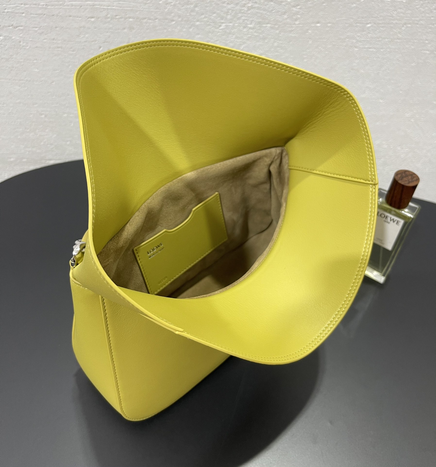 Lowee Ola Chain-Link Shoulder Bag-26*18*13CＭ