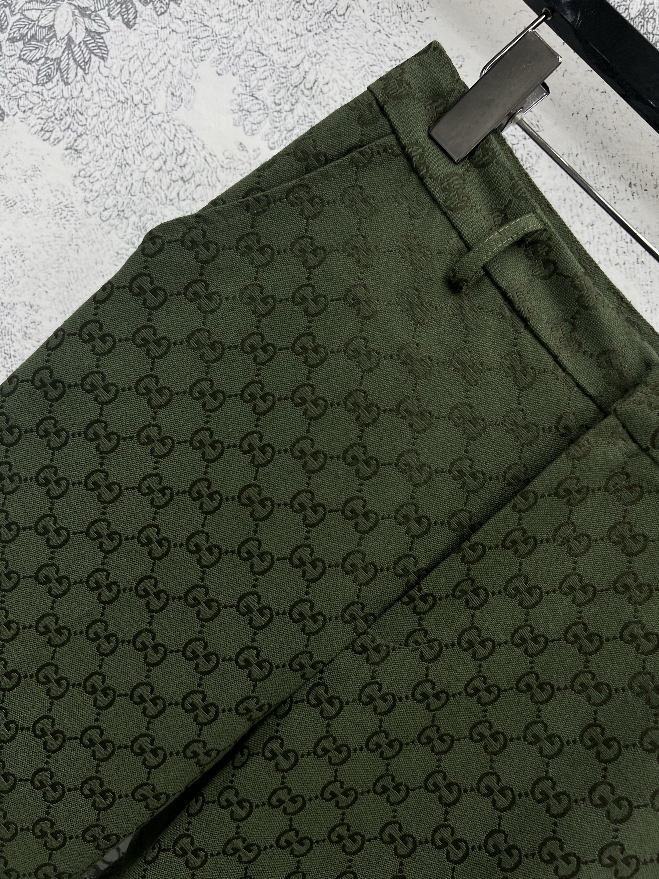 Gv*c high-waisted straight-leg pants in signature green gg jacquard