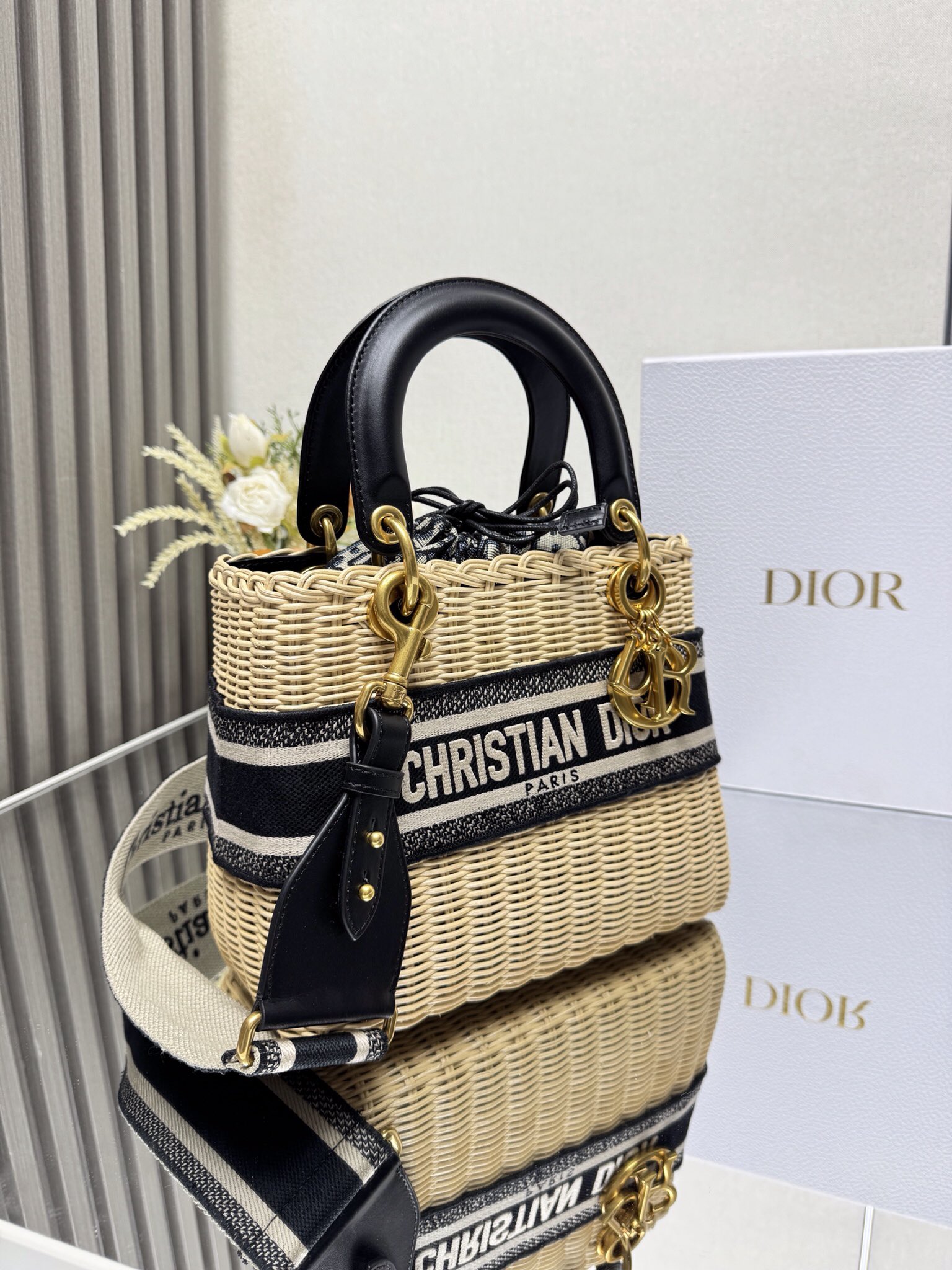 Lady Diro Handle Bag-24CM