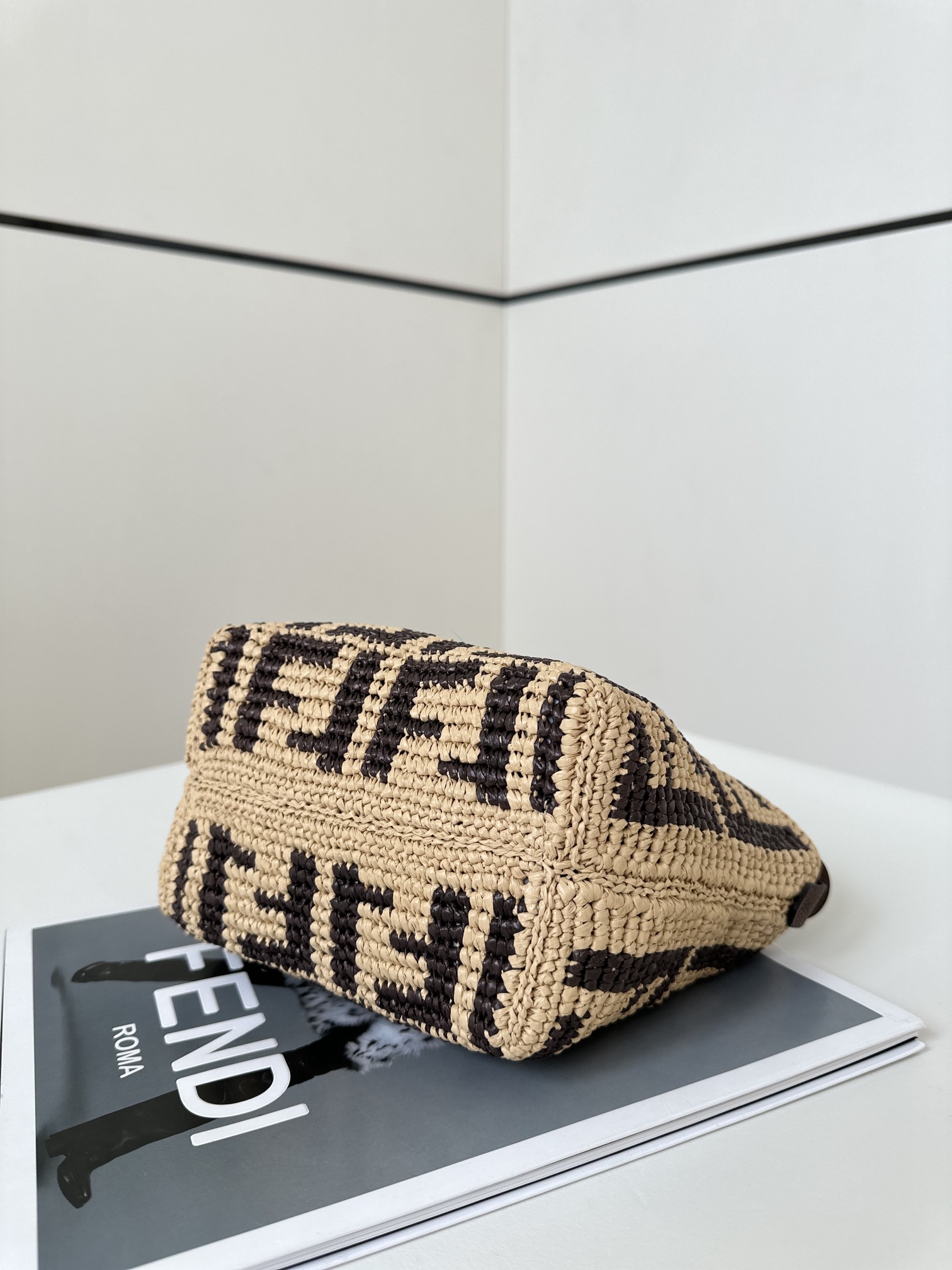 F**di tote-15.5/11/13cm