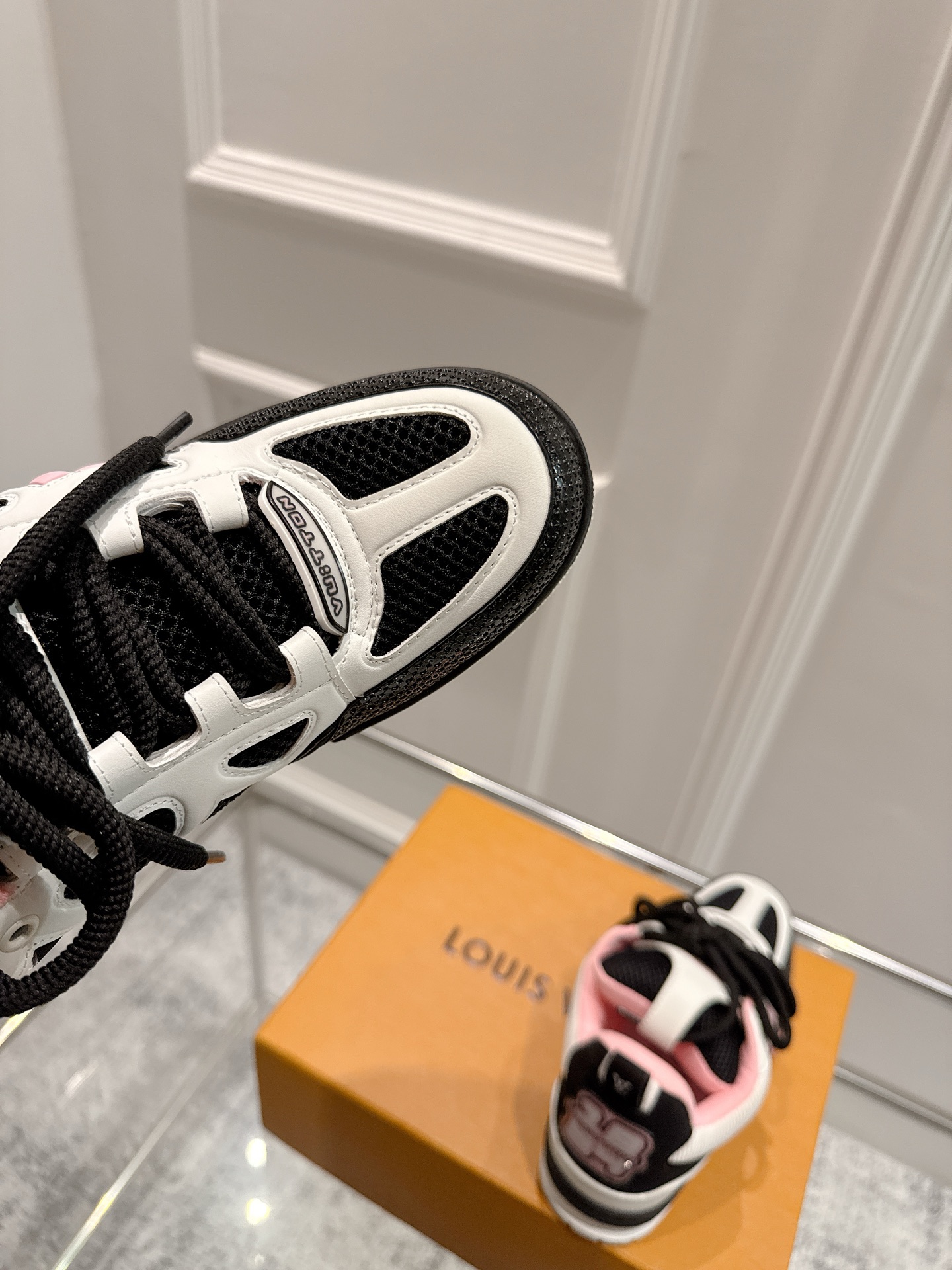 l0vis Vvtt0n skate sneaker(eu35-45)