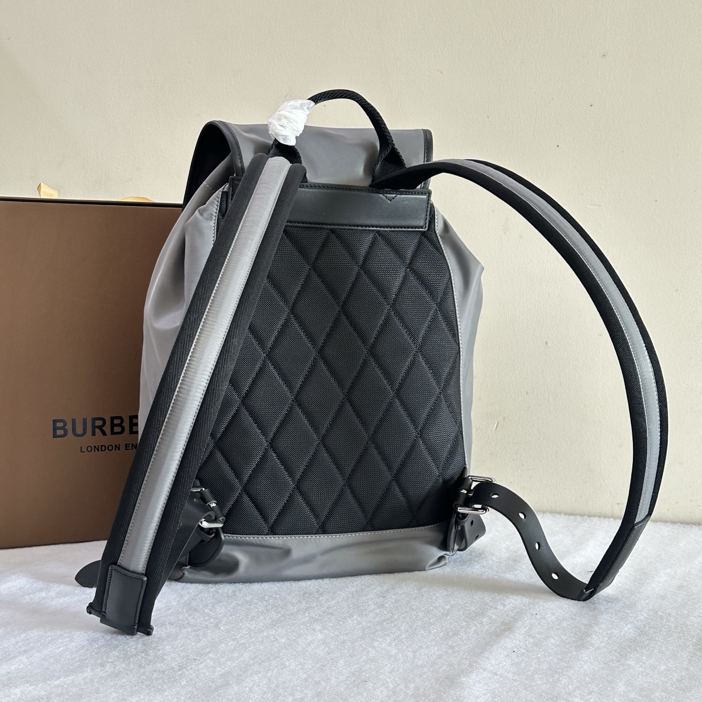 Bv*b*rry backpack-28×15×42cm