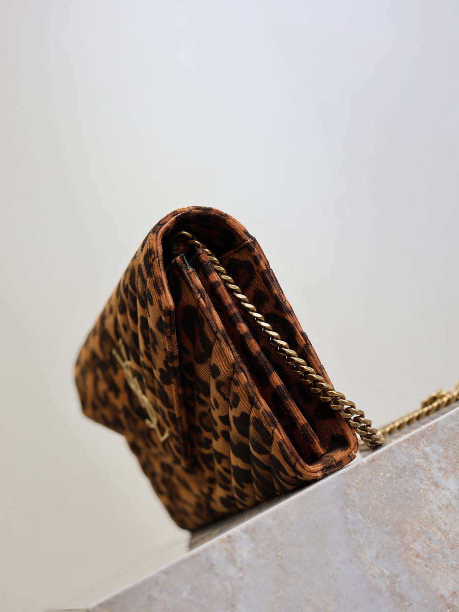 Y51 monogram college bag-22.5cm