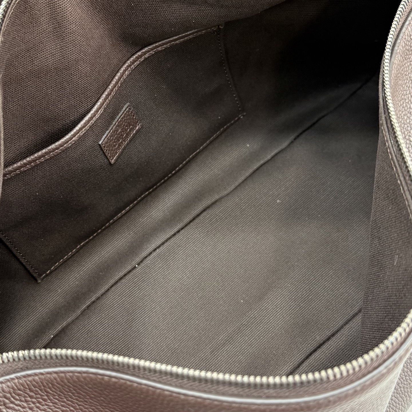 Gv*c*i Grained Leather Crossbody Bag-44*21*15CM