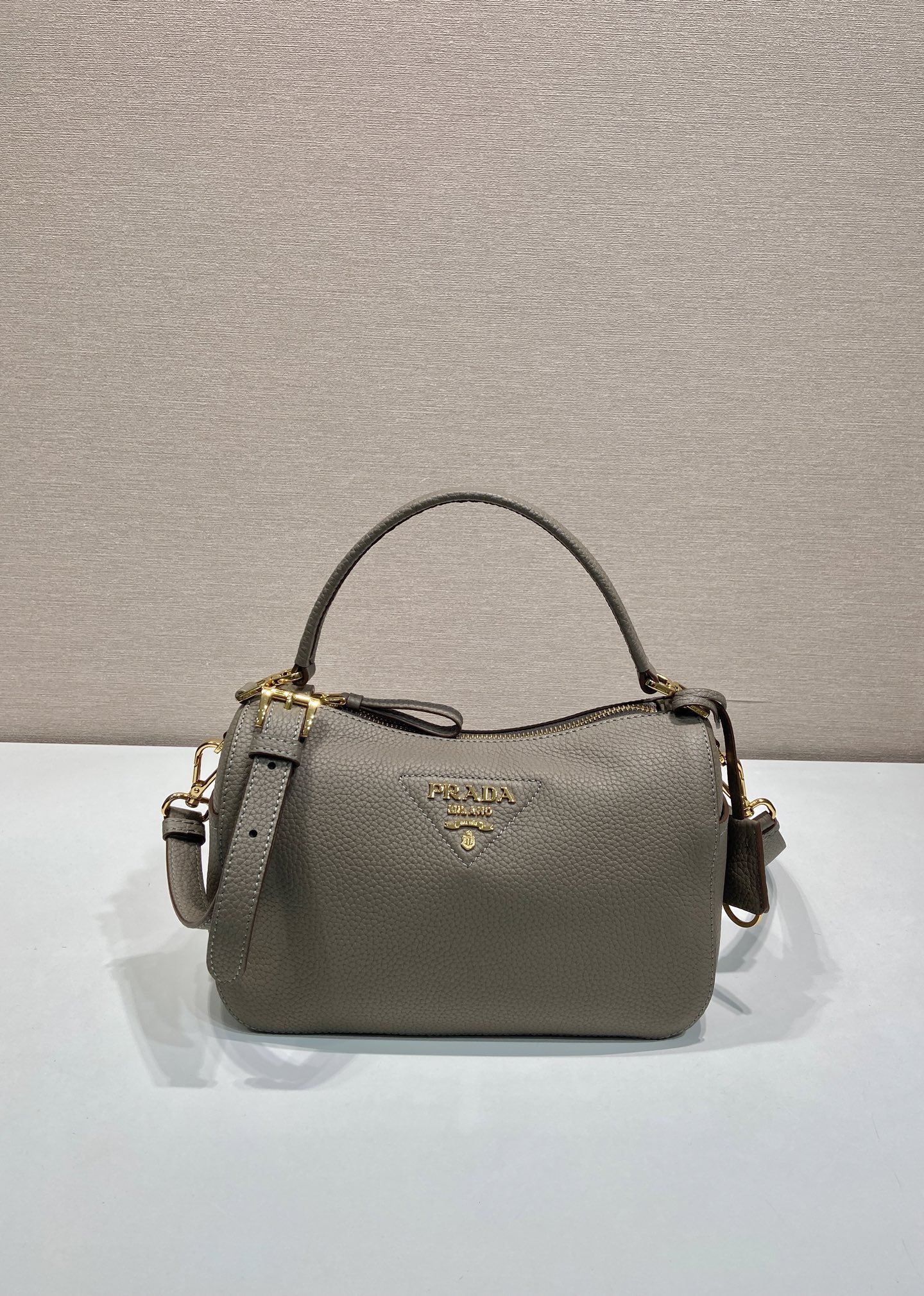 Pra*a Small Leather Bag 1BC277-25*15*11CM