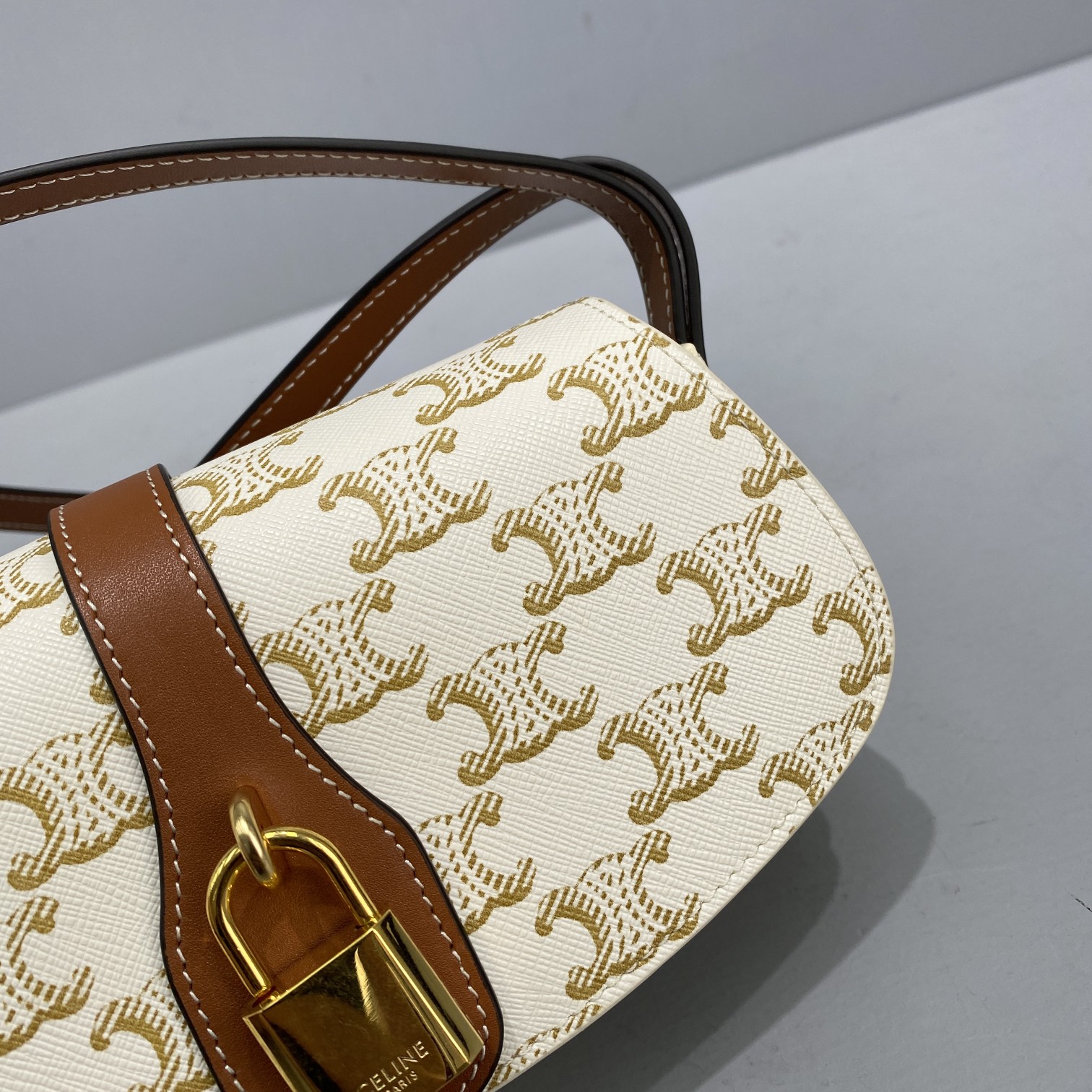 Celin Mini Tabou Clutch On Strap-18*8*5CM