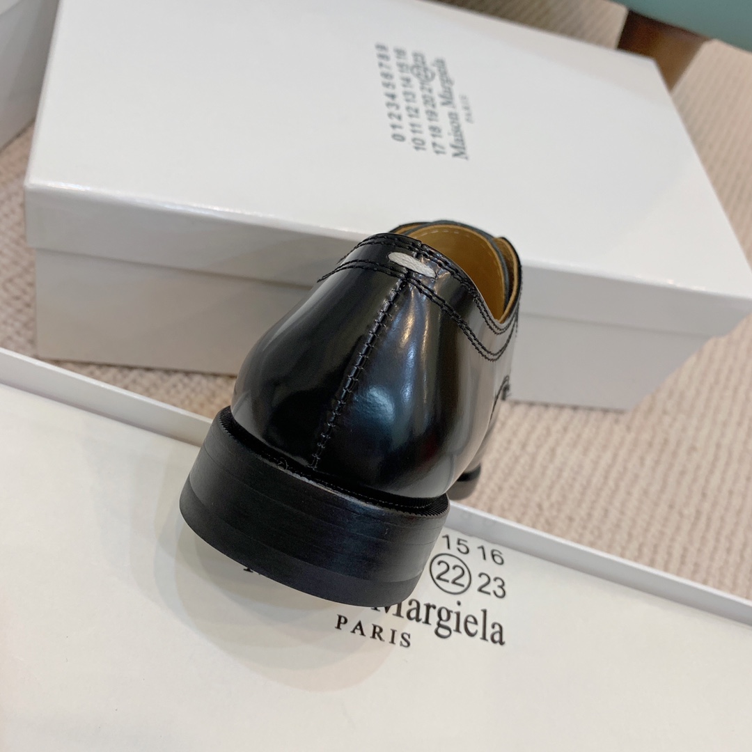 ma1s0n Marg*e1a loafers