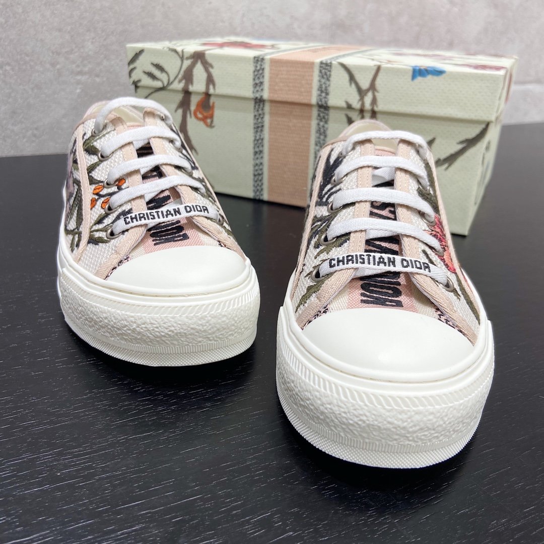 D*or sneakers