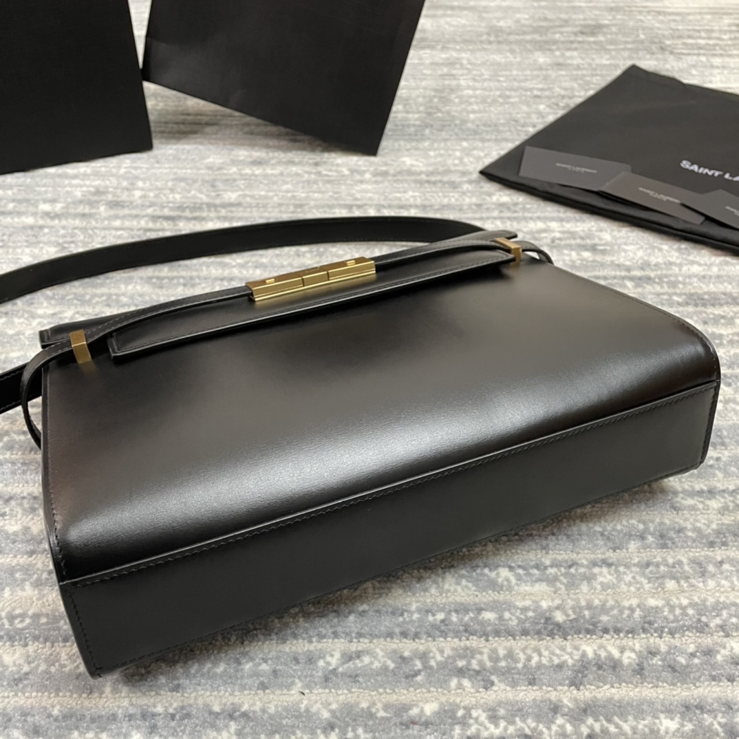 Y*L manhattan-29x20.5x7cm